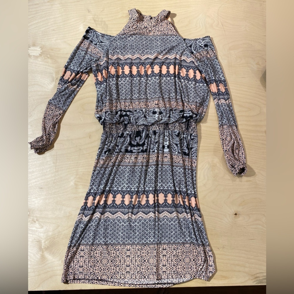 Cato Cold Shoulder Dress 14/16 W (AK)